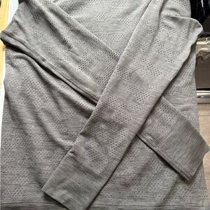 lululemon athletica Men's Textured Gray Crewneck Sweater